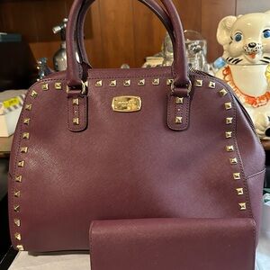 MICHAEL KORS CORDOVAN  SAFFIANO LEATHER SATCHEL  BOWLING BAG LARGE, W/WALLET